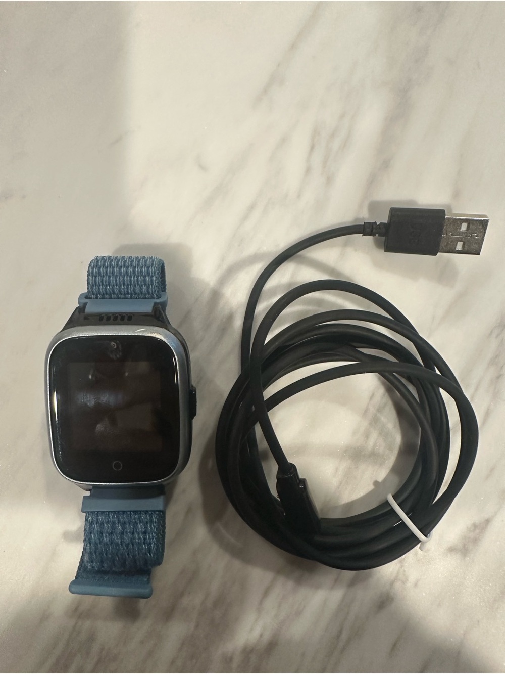 CosmoJr Tracker 3 Watch with Charger